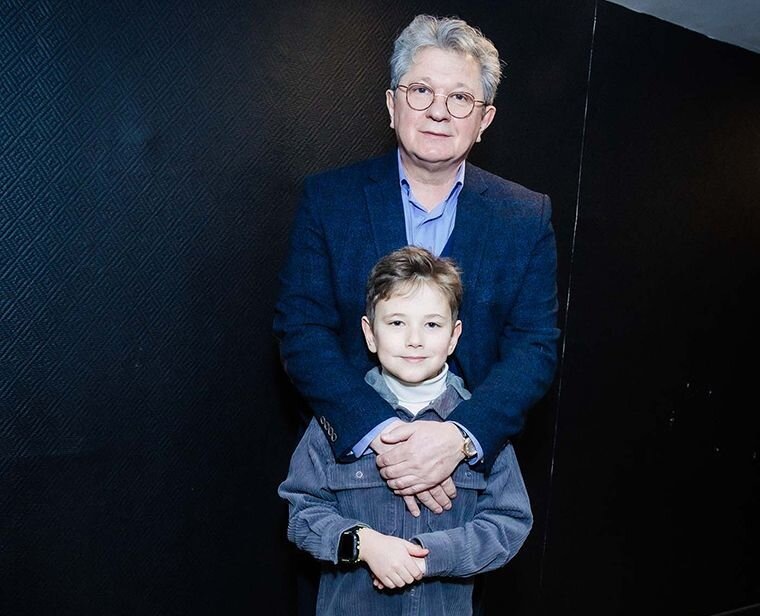 Андрей Ильин стал папой в 53 года.