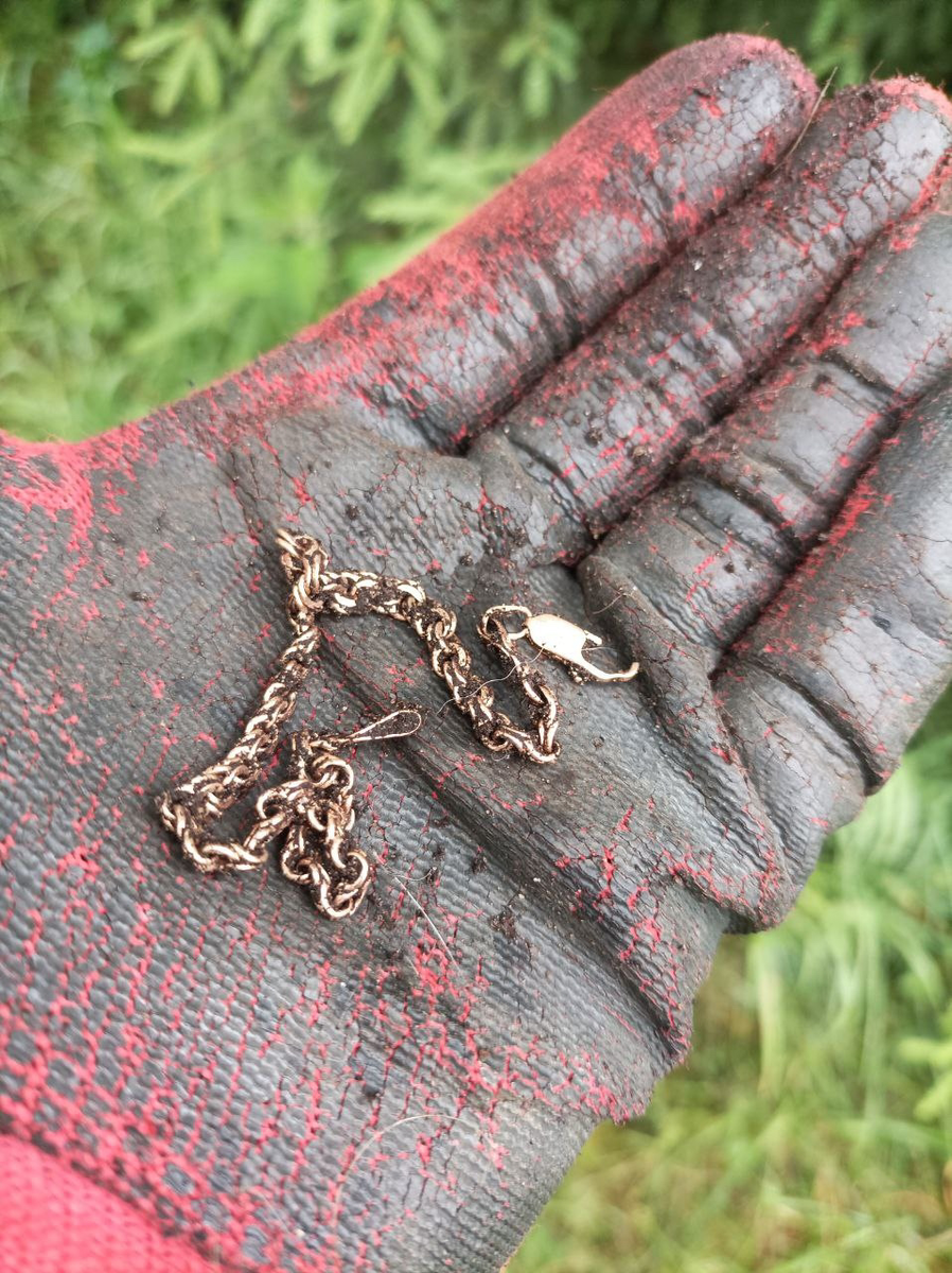 Считается, что ювелирка и монеты главная добыча кладоискателей, но это далеко не так