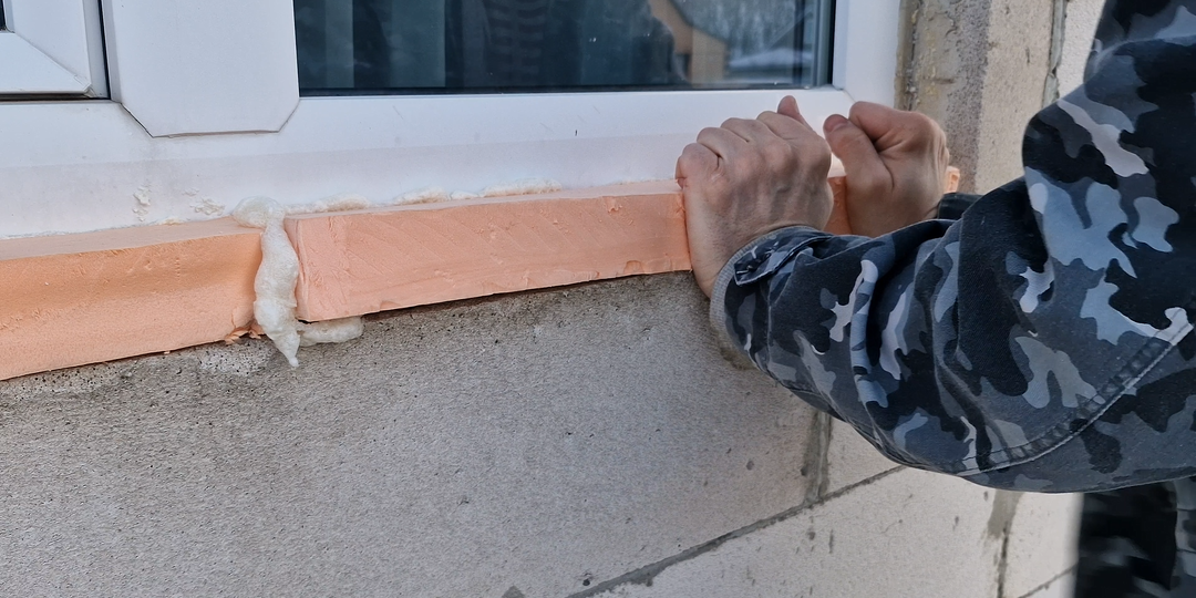 Потеют окна и образуется конденсат как устранить и что делать?