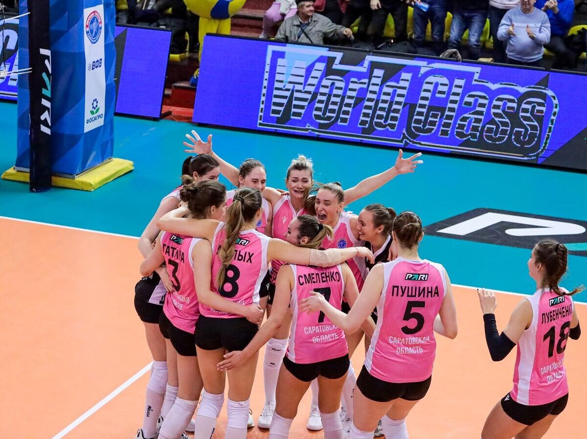    Волейболистки саратовского "Протона" | © Фото : ЖВК "Протон-Саратов"