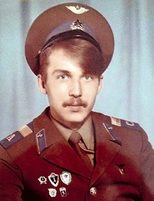 Кирилл Полухин во время службы в армии.