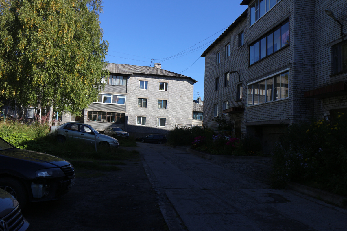 Один из дворов на Банковской улице.