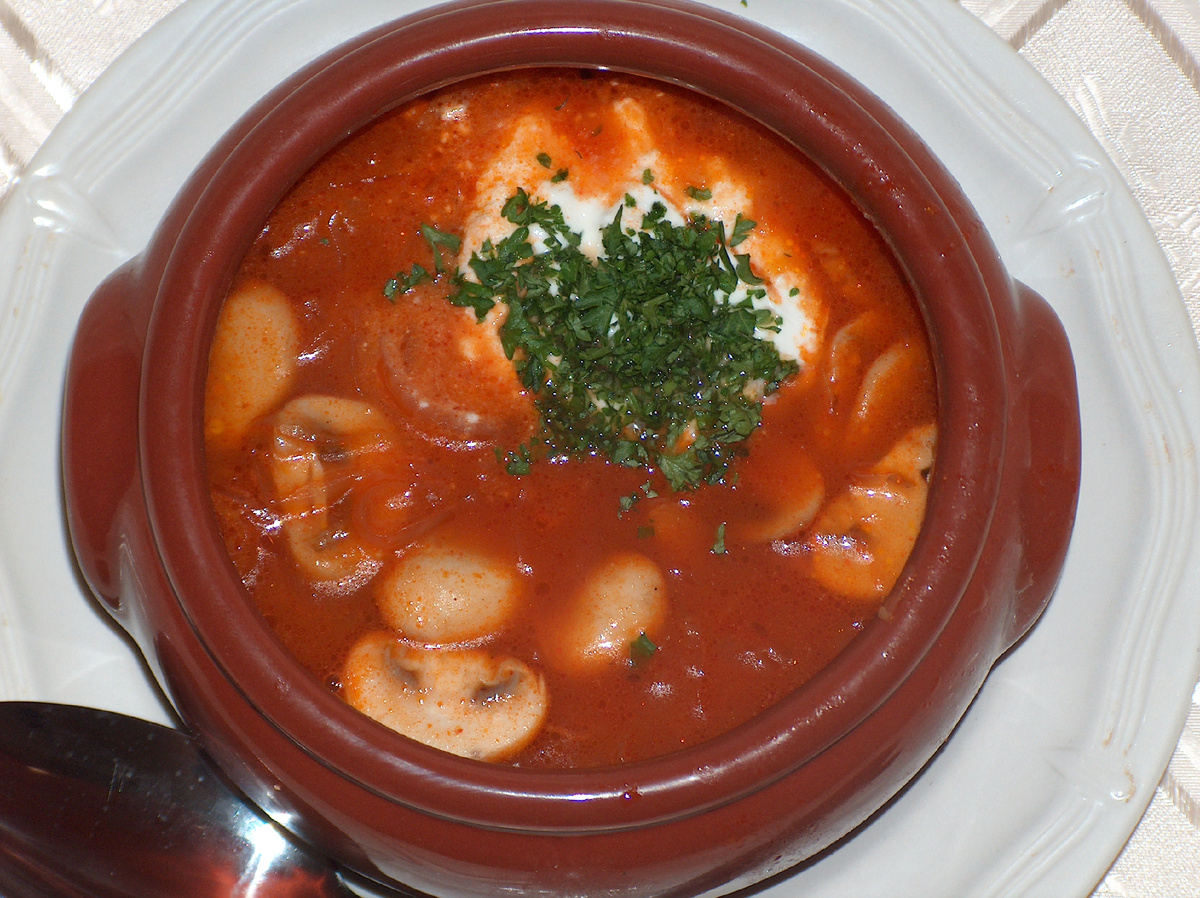 Щи Боярские с шампиньонами.