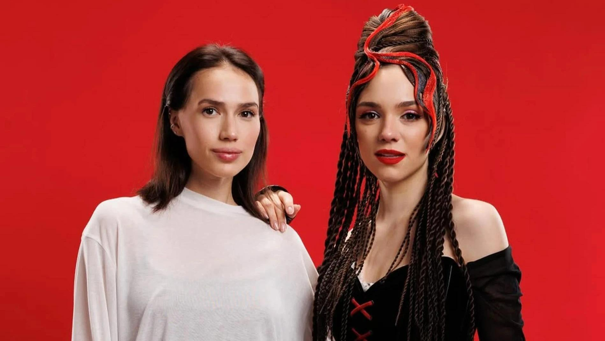    Алина Загитова и Евгения Медведева. Фото: Instagram (запрещён в РФ) Алины Загитовой