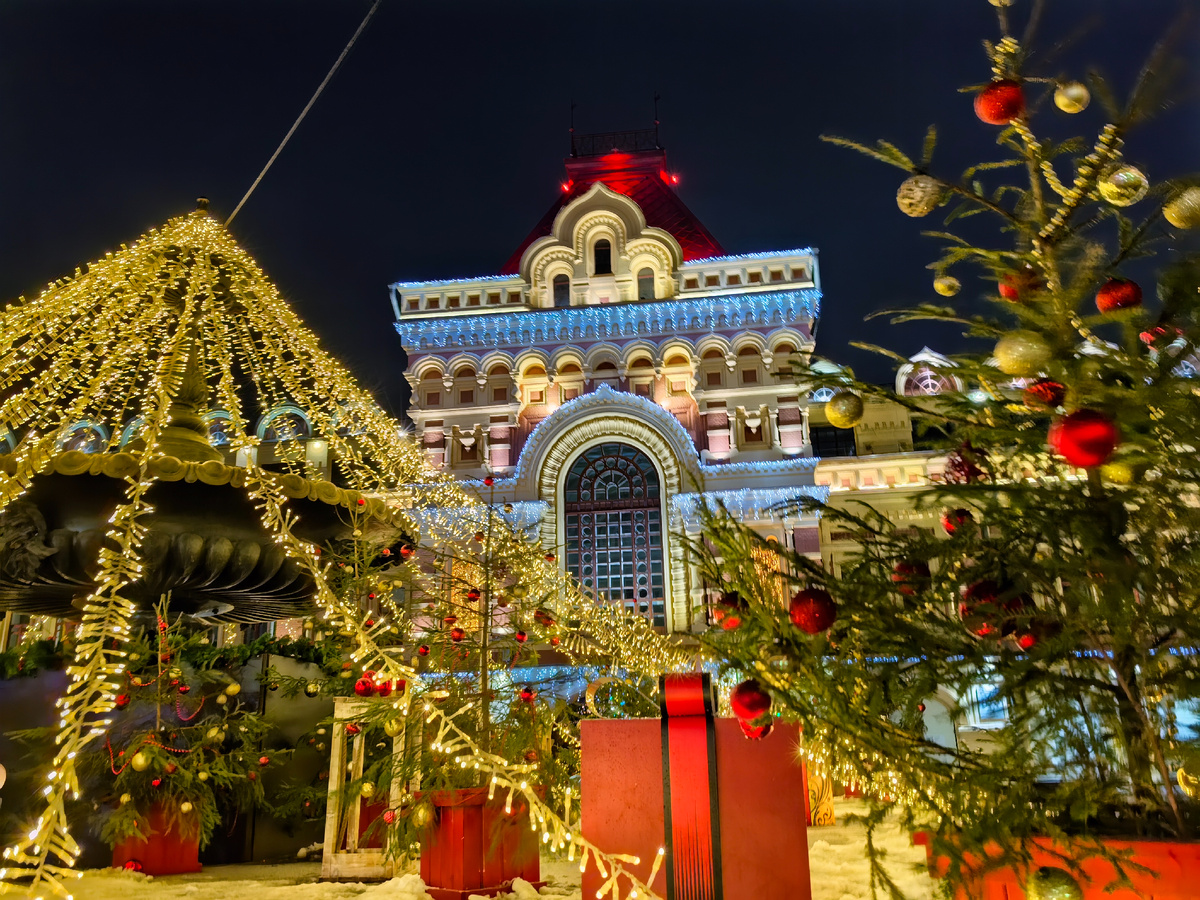 Новогодние гуляния официально стартовали на площадке Нижегородской ярмарки. Фото автора канала
