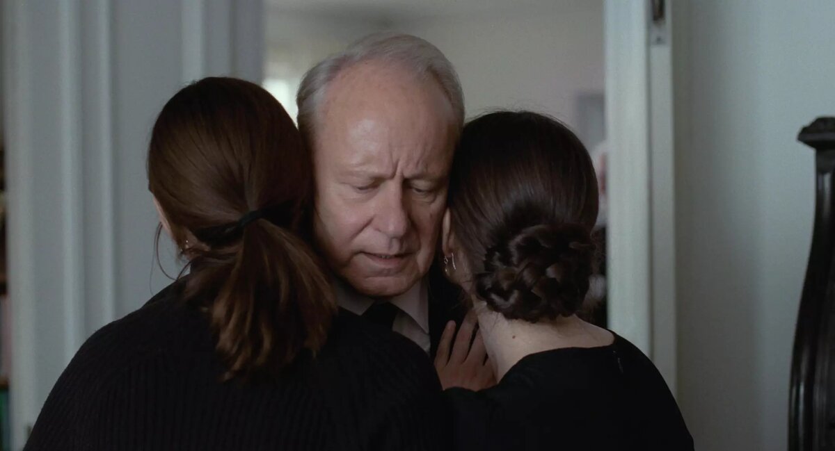 «Сентиментальная Ценность / Affeksjonsverdi» (2025) / Photo by Kasper Tuxen Andersen / Neon»