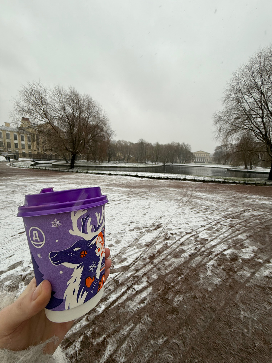 Грустно на фото. Хочется больше снега)