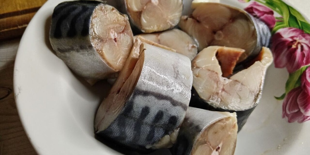 Рецепт малосольной скумбрии к Новому году