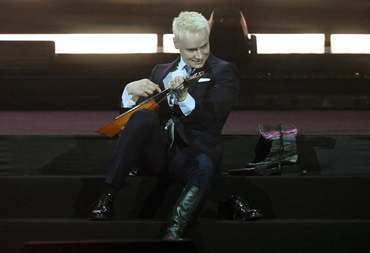 Ну кто бы еще так смог? Из интернета 