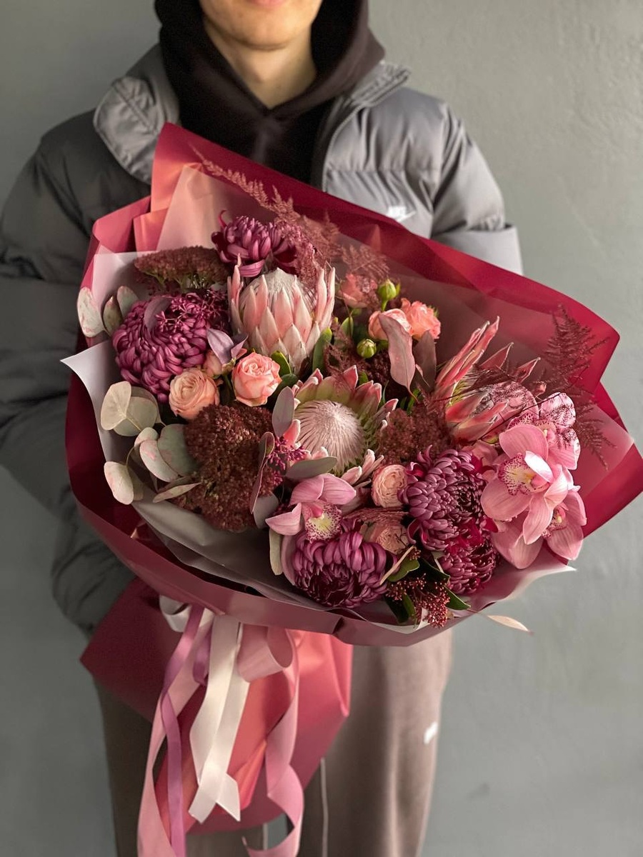 🌷 Флористика: Магия создания элегантных букетов в каждой композиции