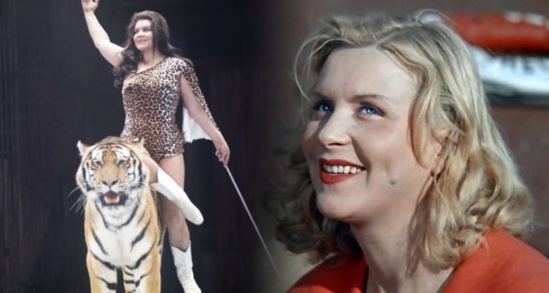 Со своим питомцем — тигром Пуршем