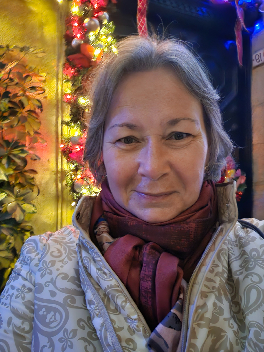 Осталось только улыбаться. Впрочем, улыбка - тоже оружие