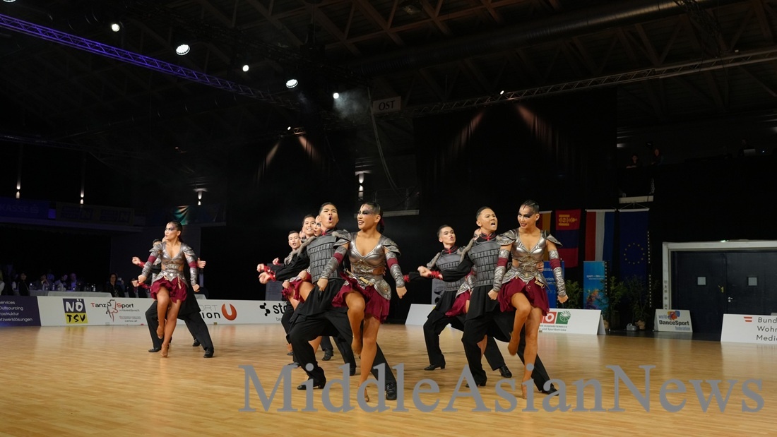 команда Moon Dance