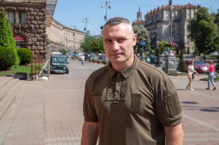    Фото:  Telegram / Виталий Кличко  Илья Куликов