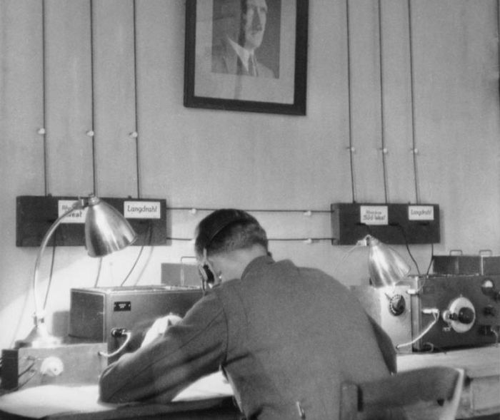 Агент Абвера за работой