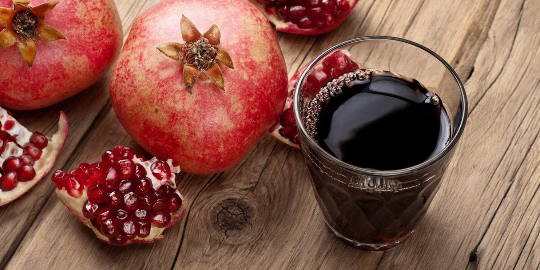 Сезонный продукт. Польза граната для костей и кожи + пп-рецепт
