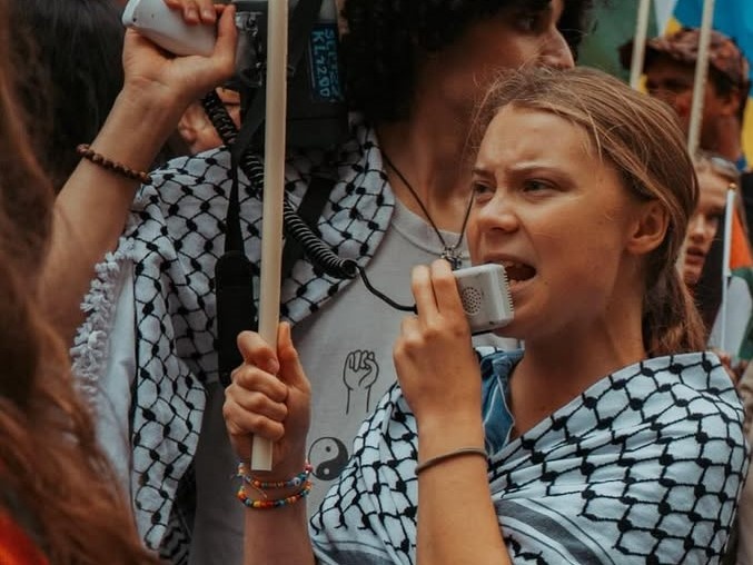 На Грету Тунберг завели уголовное дело из-за неповиновения полиции