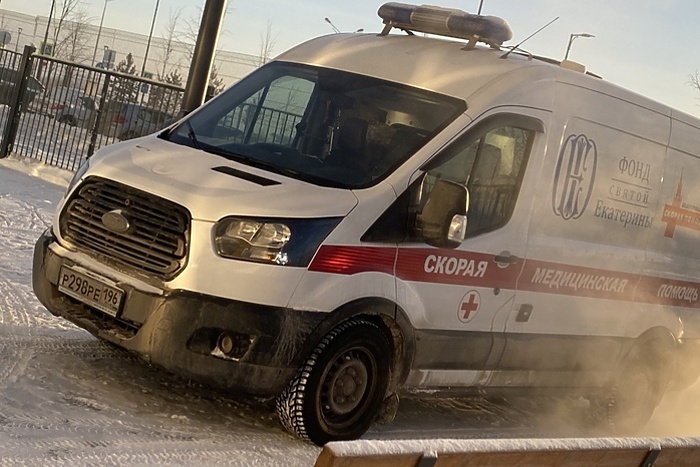 В больнице Екатеринбурга неизвестный устроил поножовщину