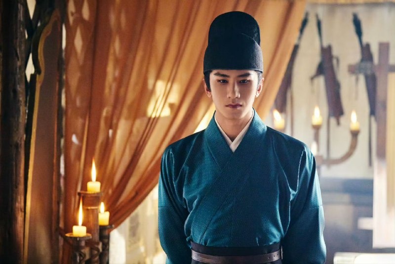 Актёр Сяо Шуньяо. Листайте галерею...