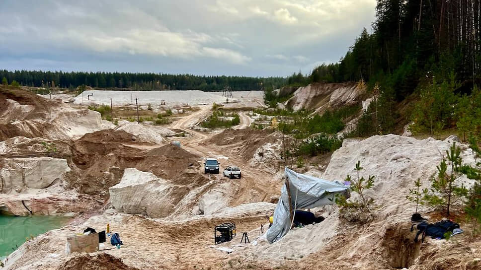 Раскопки на месте обнаружения объекта, похожего на один из древнейших пней на Земле.📷Фото: Из личного архива Дмитрия Григорьева