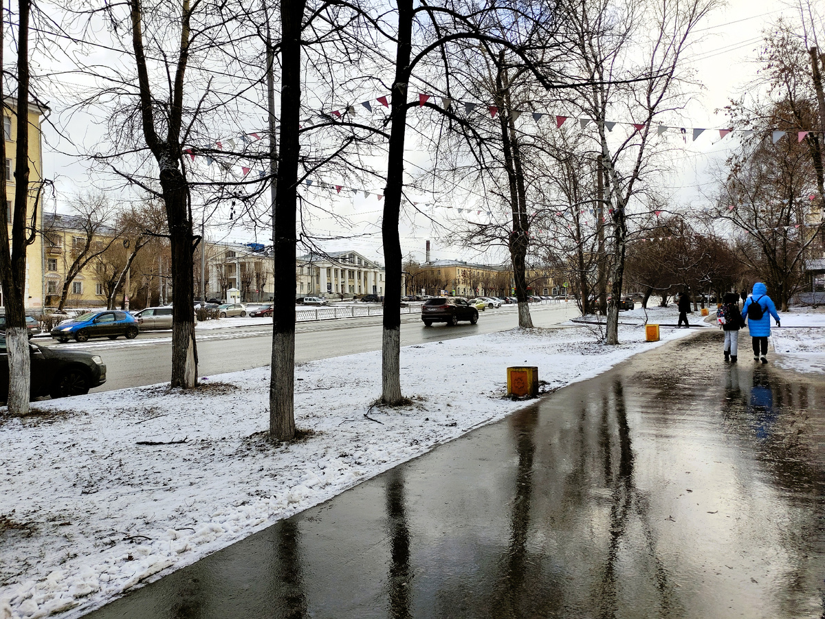 Начало декабря 2025 г.