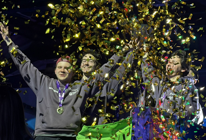 фото: champbitvarobotov