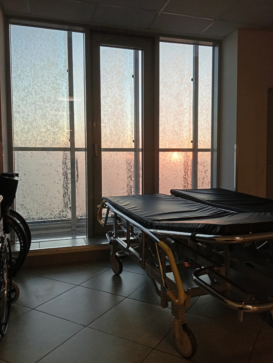 Рассвет..как в фильме "Сумерки ". Отд сердечно сосудистой хирургии.