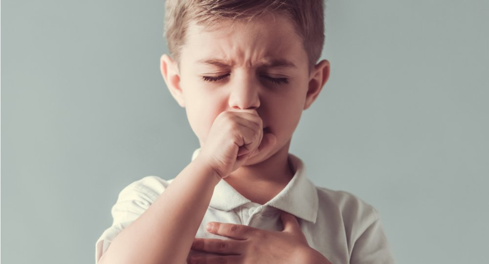 Тревожный симптом: кашель у ребенка - что важно определить родителям