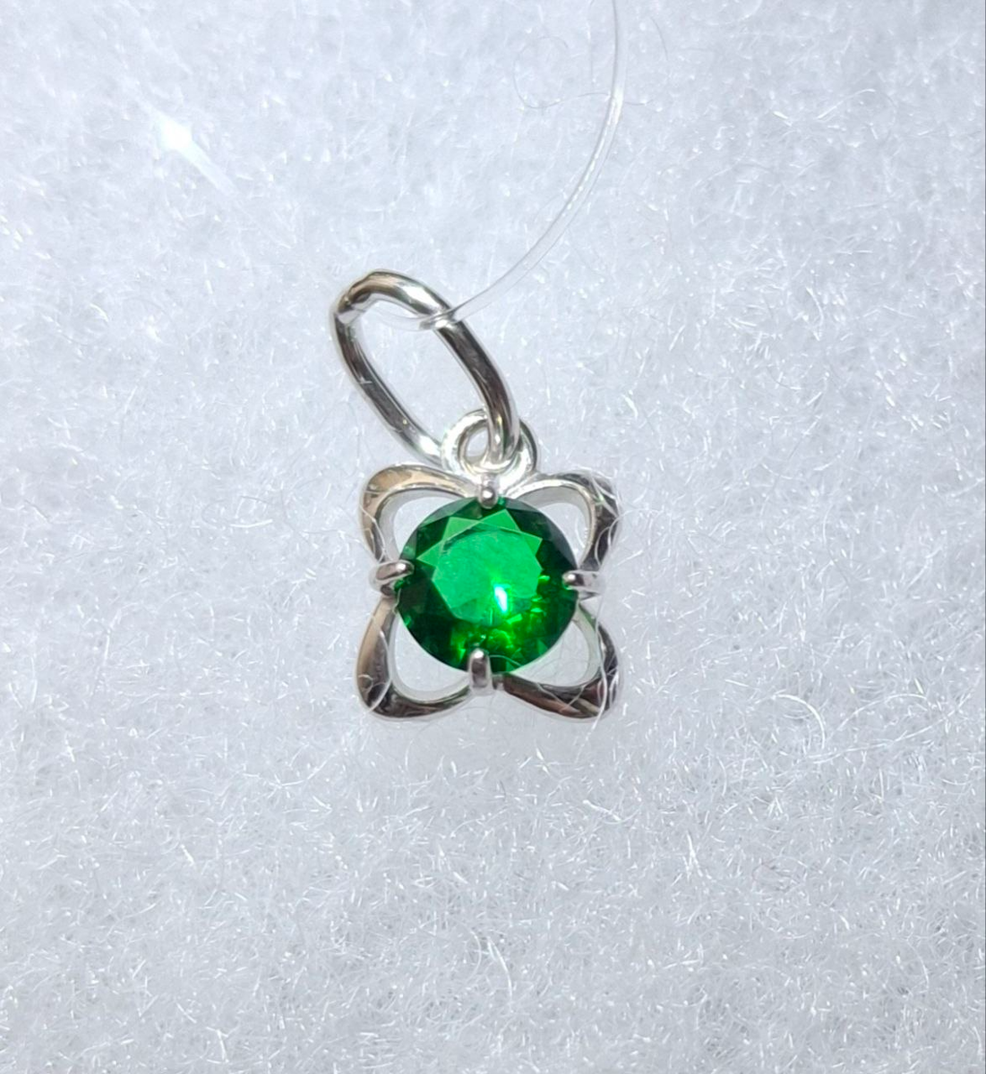 Кулон из вау-бокса