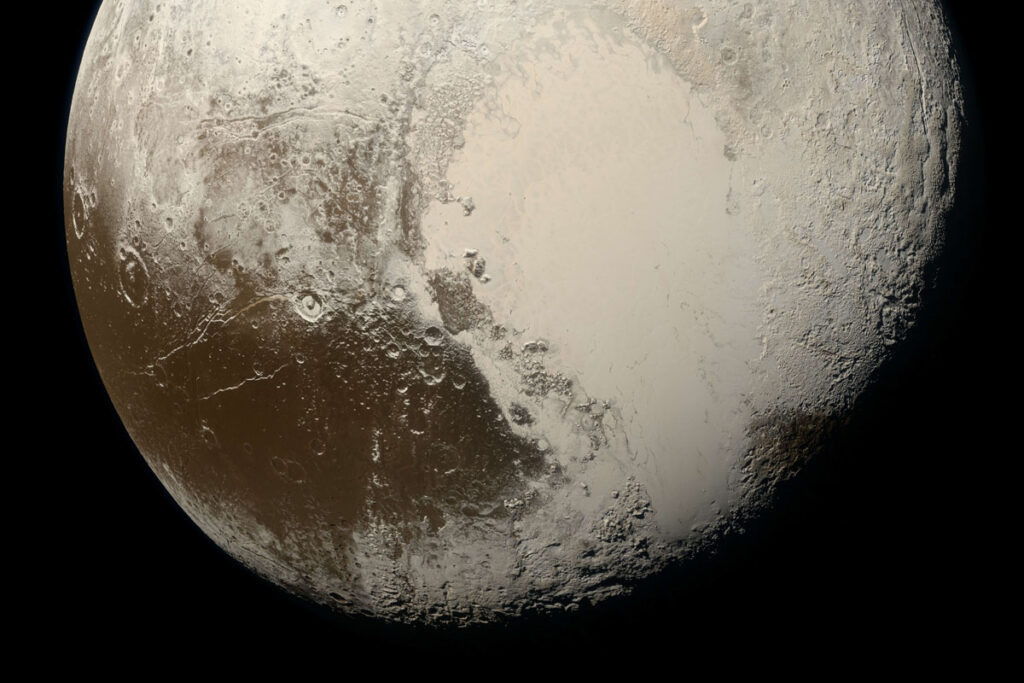 Поверхность Плутона в естественных цветах «глазами» космического аппарата NASA «Новые горизонты» / © NASA/Johns Hopkins University Applied Physics Laboratory/Southwest Research Institute/Alex Parker