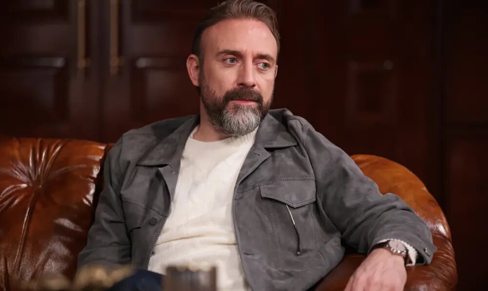 кадр из сериала "Если король проиграет"