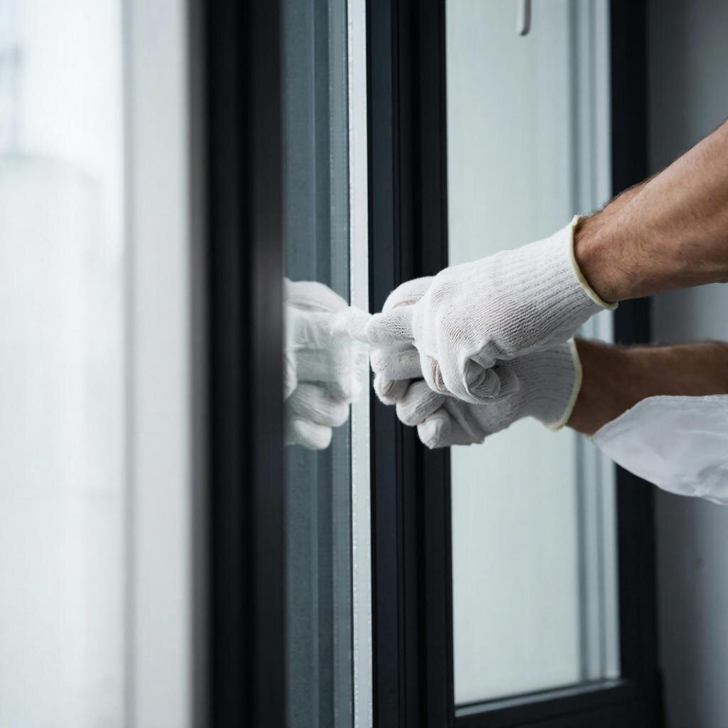 Что делать, если створка окна не закрывается или перекосилась