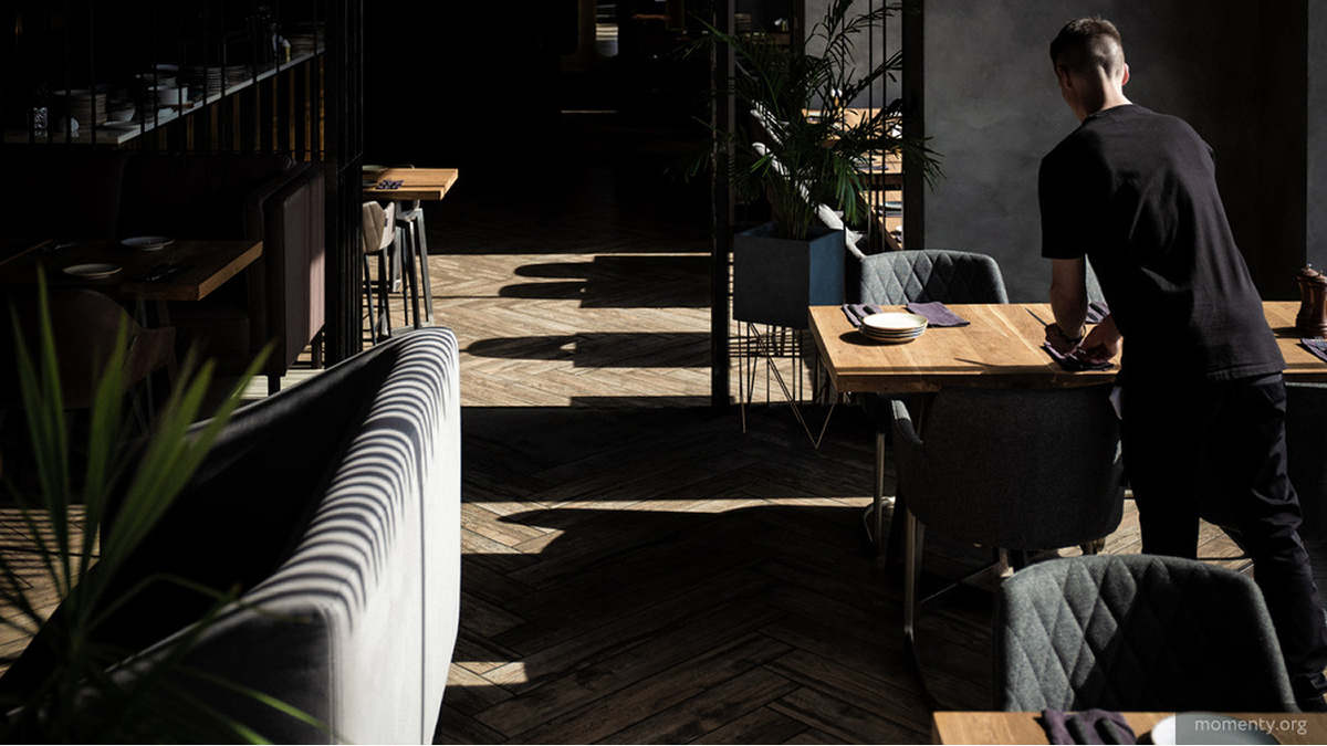 Недостаток клиентов начали остро ощущать и российские рестораны