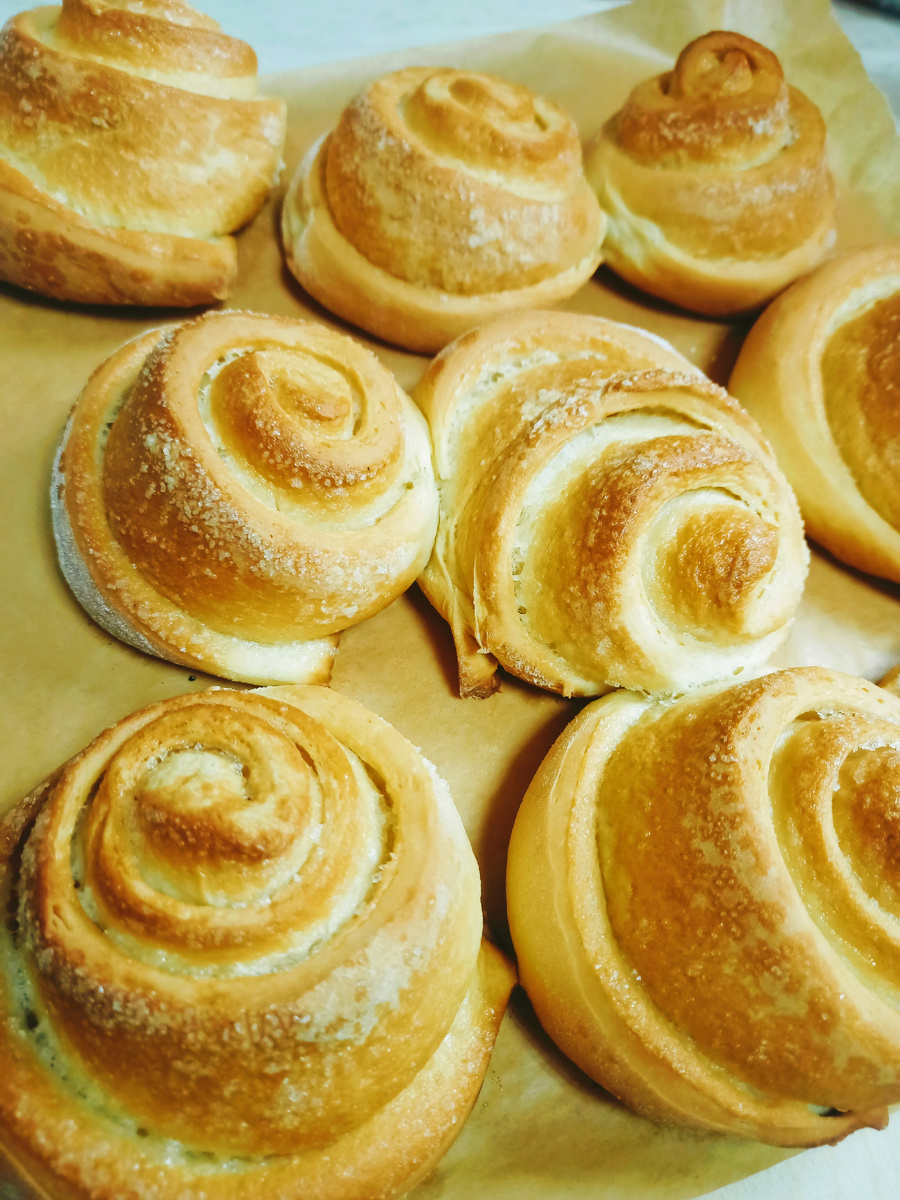 Получаются вот такие почти розочки 