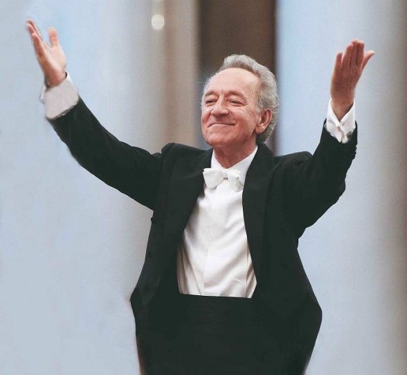 Памяти Маэстро Юрия Темирканова. Открытие ХХV международного фестиваля «Площадь искусств»