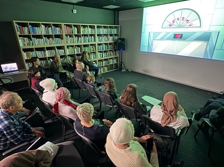     Показ собрал мурманских зрителей, включая представителей татарской общины. фото: страница ВКонтакте Центра кинопроизводства Мурманска.