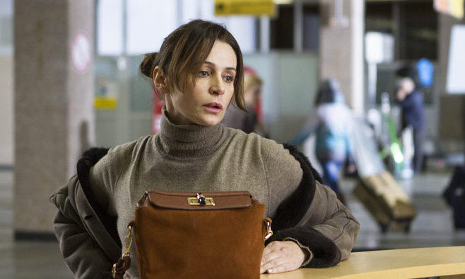 Вера (Оксана Фандера), кадр из сериала "Новогодний рейс" (2014) 