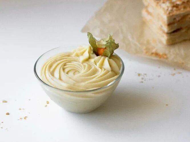 Заварной крем классический: пошаговый рецепт для тортов и пирожных