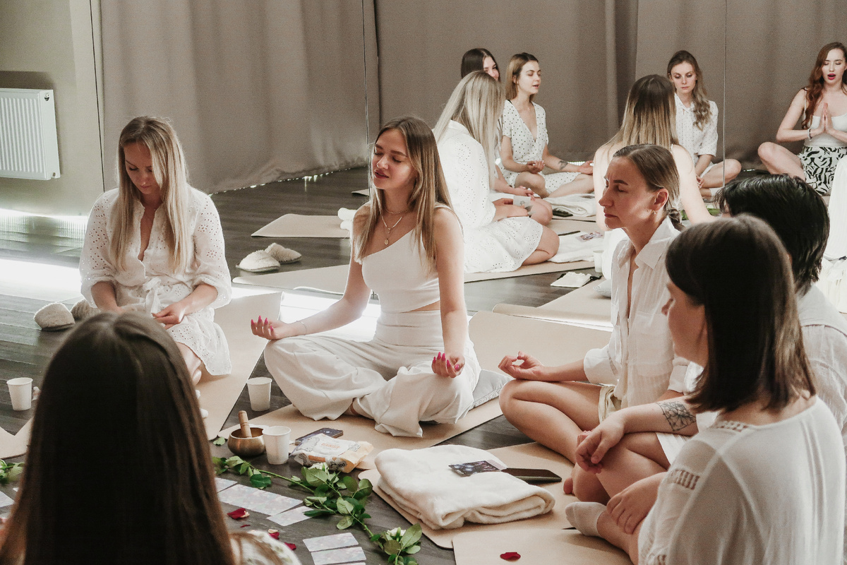 Автор: Ангелина Мялик, эксперт по практическому ченнелингу, автор бестселлера «Ченнелинг. Как услышать свою душу и ангелов с помощью интуиции»