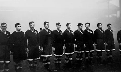 Турне Динамо по Великобритании - первые громкие победы советского футбола. Из картинок яндекса.