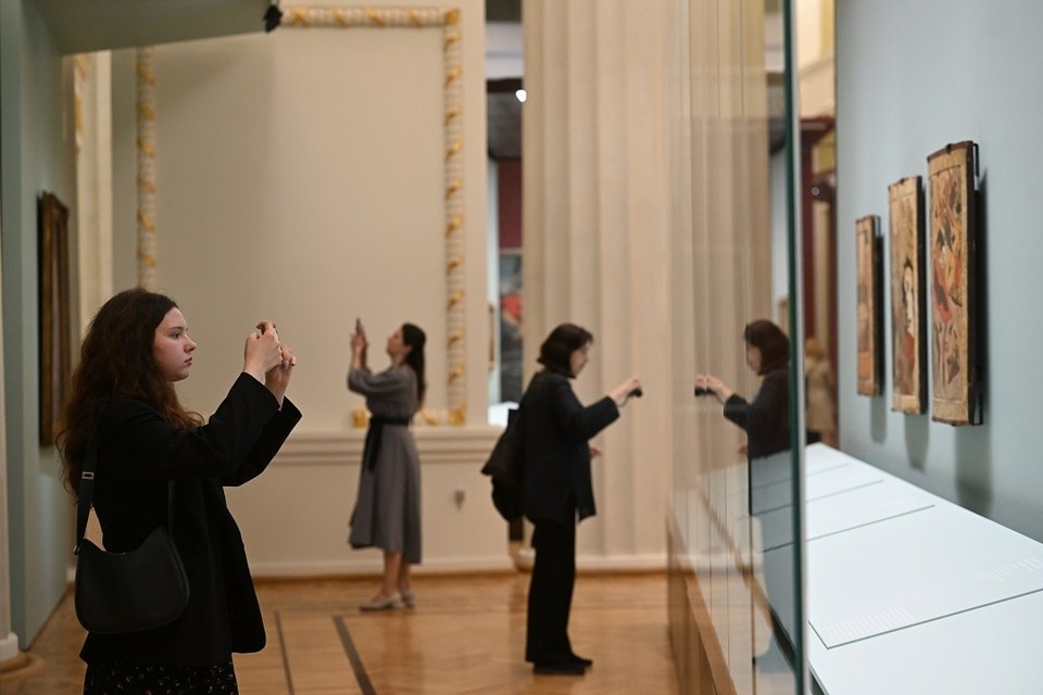    Узнали, какие работают новогодние выставки 2025-2026 в Иркутске Евгения ГУСЕВА