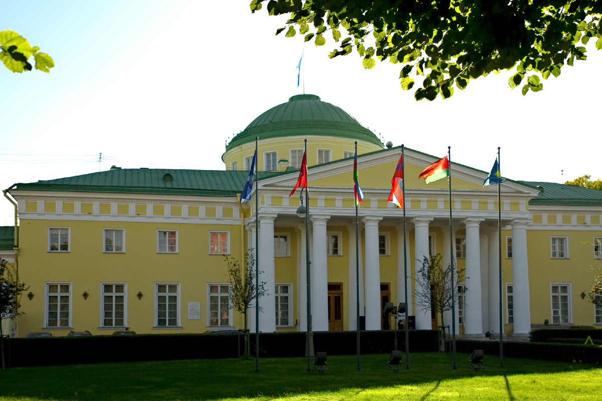 Таврический дворец