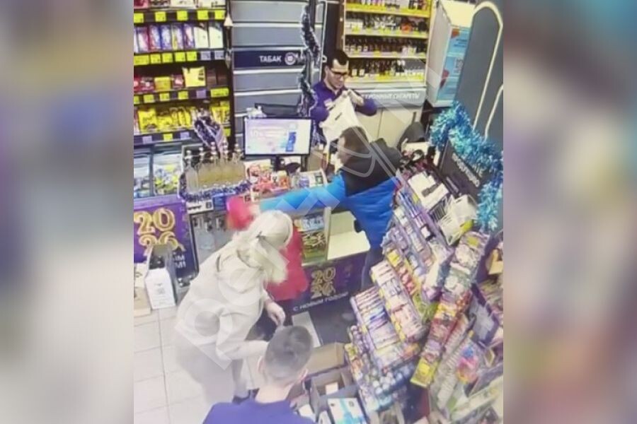     / Источник: Кадр из видео