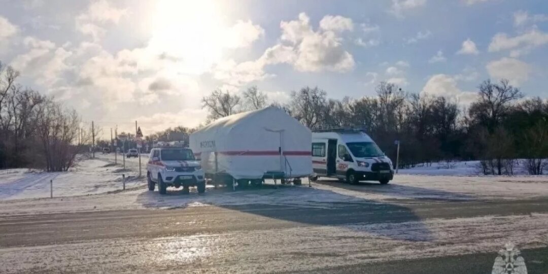 В Саратовской области на трассе открыли мобильный пункт обогрева МЧС