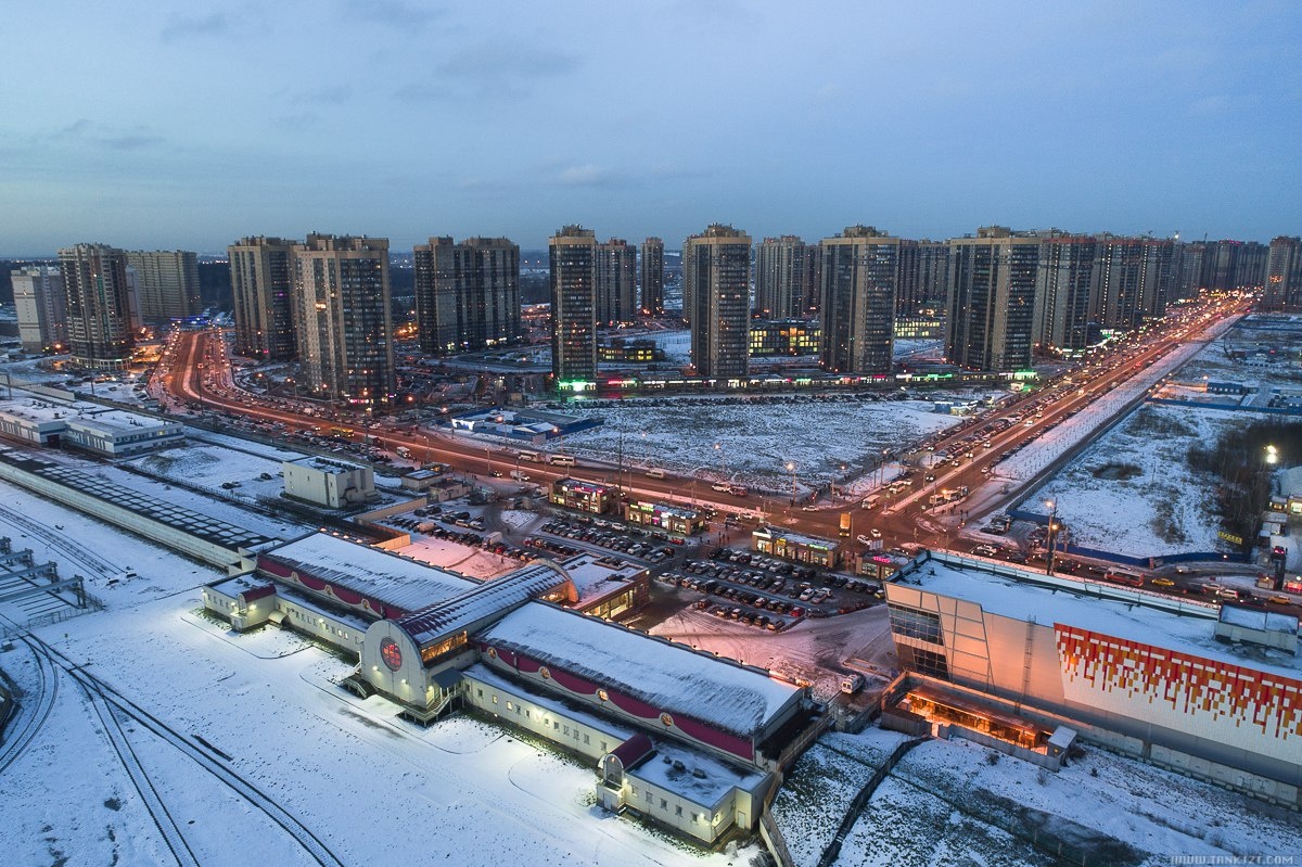 Станция метро парнас в 2017 году