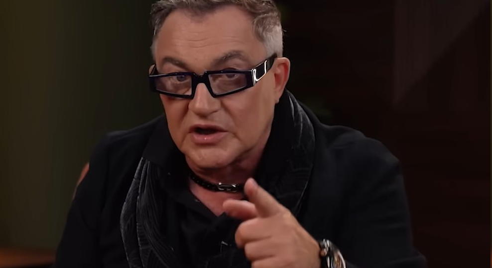 «Ты всё это ради воспитания устроил?»: Диброва освистали за заявление о личном примере для маленьких сыновей