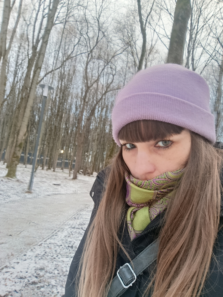 Мать быстро подмерзла....