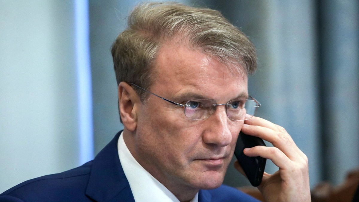 Почему россияне стали массово отказываться от банковских вкладов?