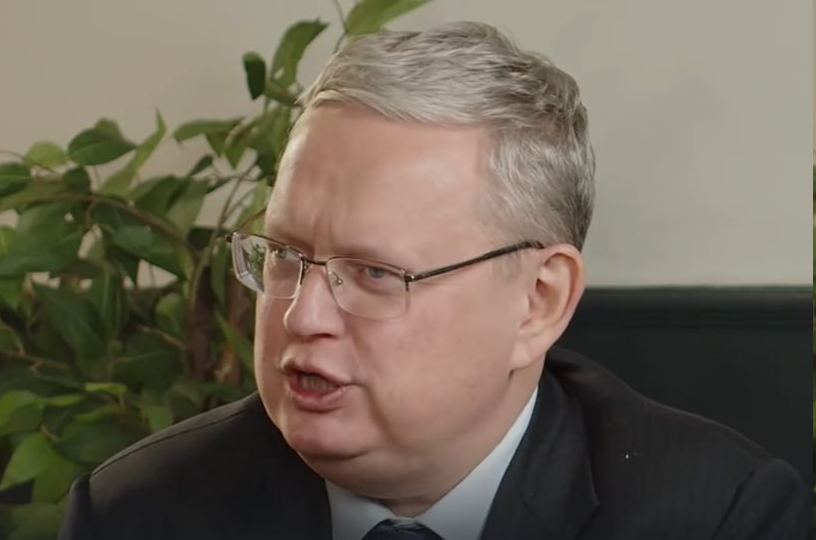 «А мы за это сразу сядем»: депутат Делягин объяснил, почему мигранты в России вообще не боятся наказания