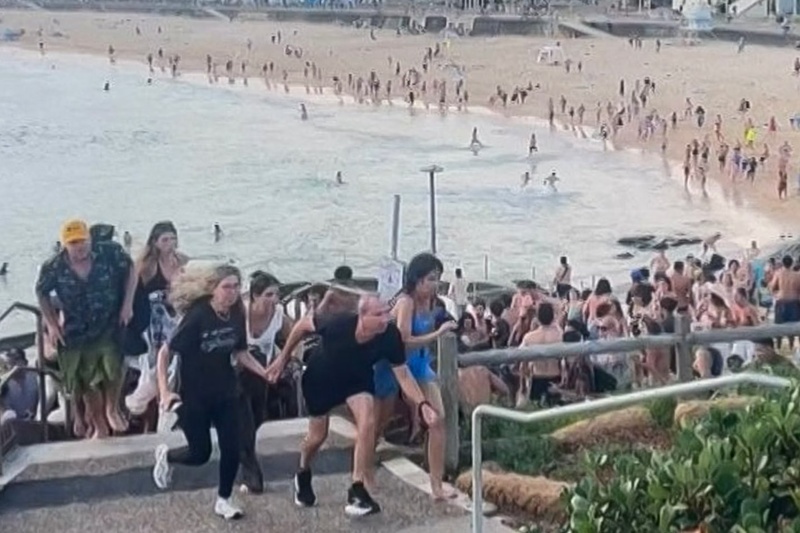    На пляже в Сиднее террористы расстреляли еврейскую общину. Как это изменит международную повестку?